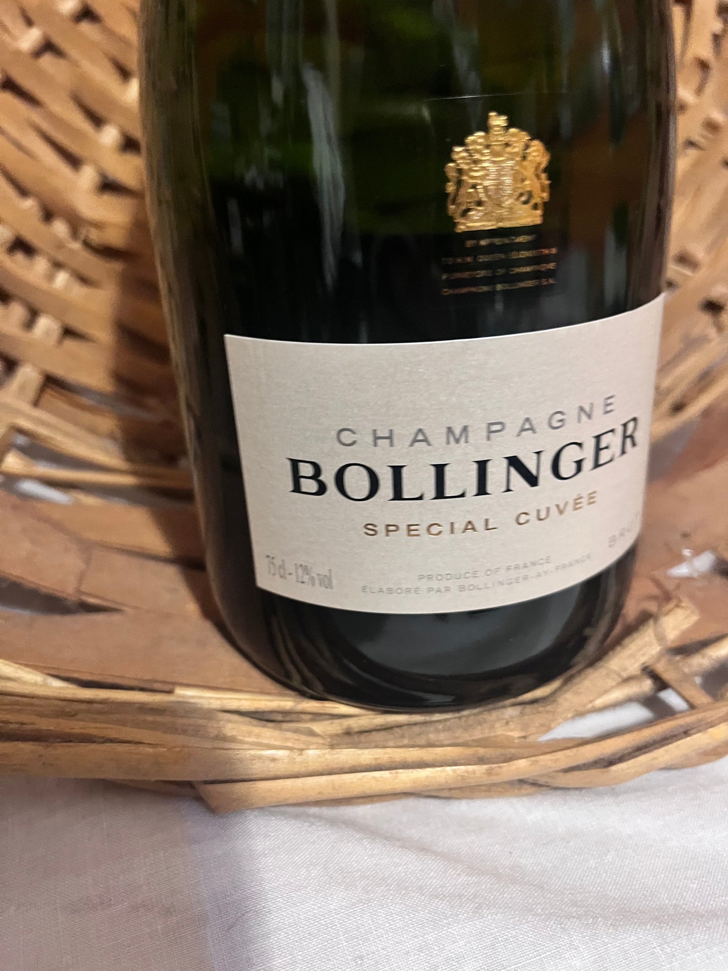 BOLLINGER SPECIAL CUVÉE