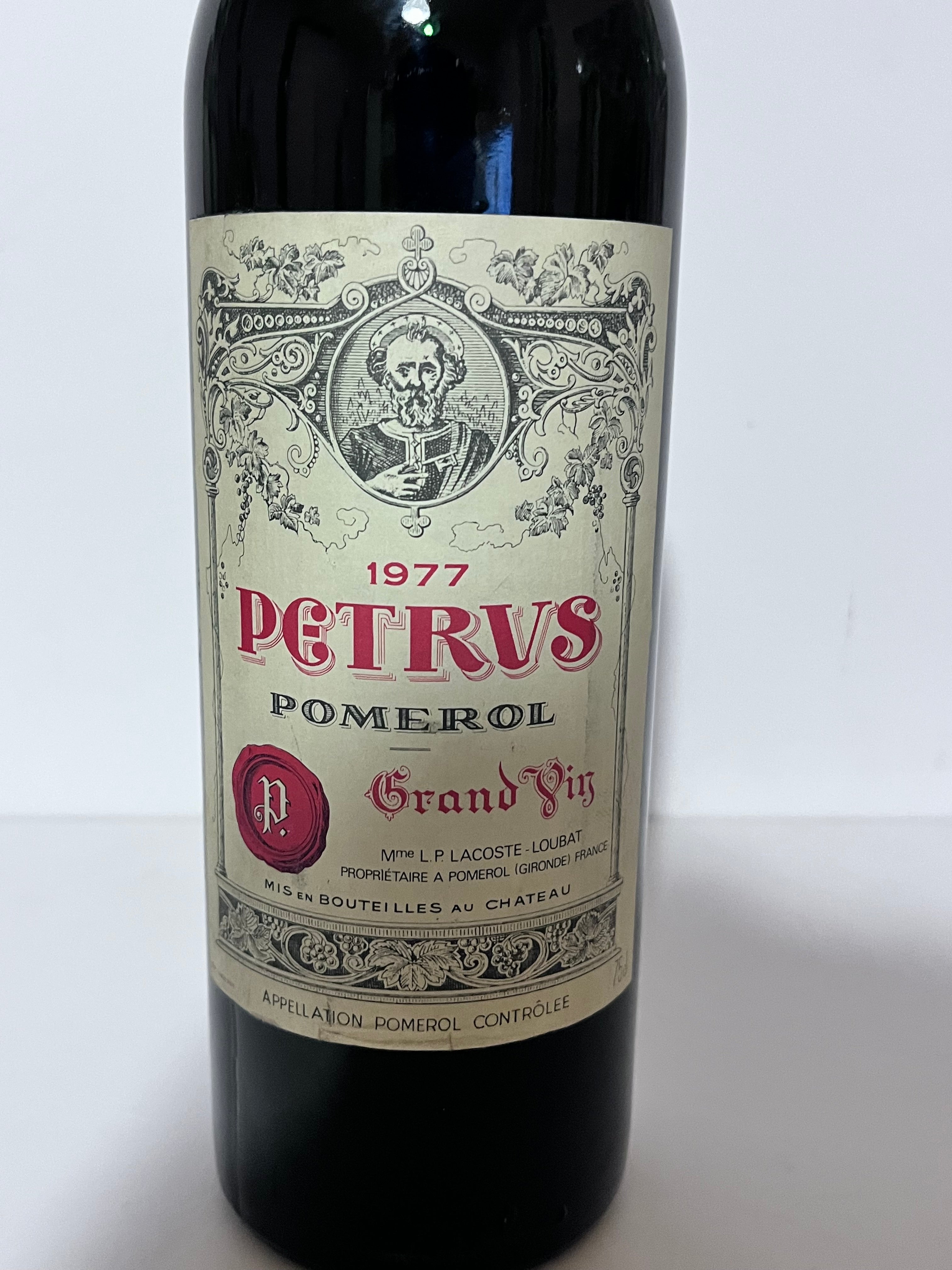 PETRUS 1977 POMEROL – LIVELLO ALTO – BOTTIGLIA STORICA