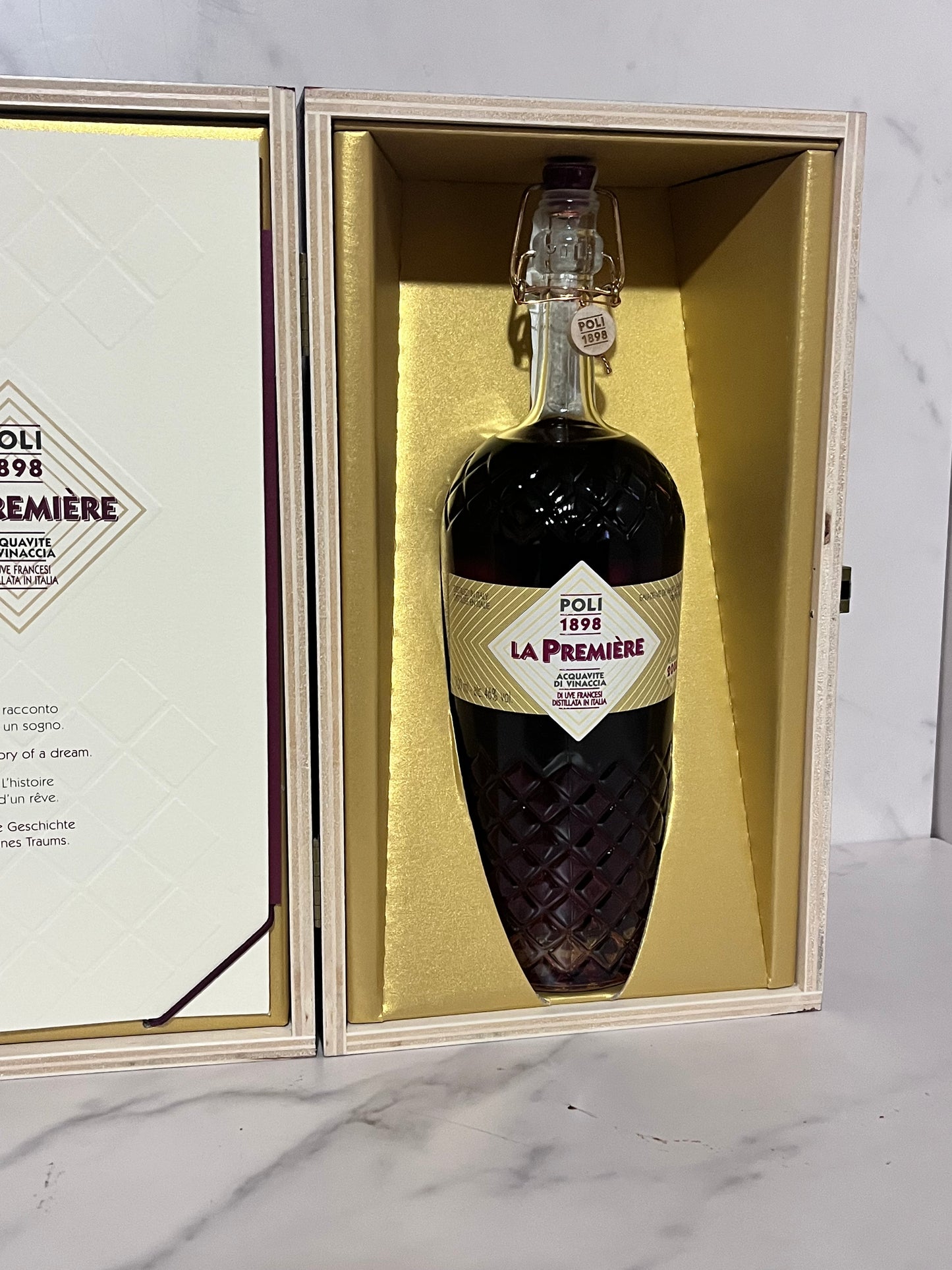 GRAPPA POLI LA PREMIERE