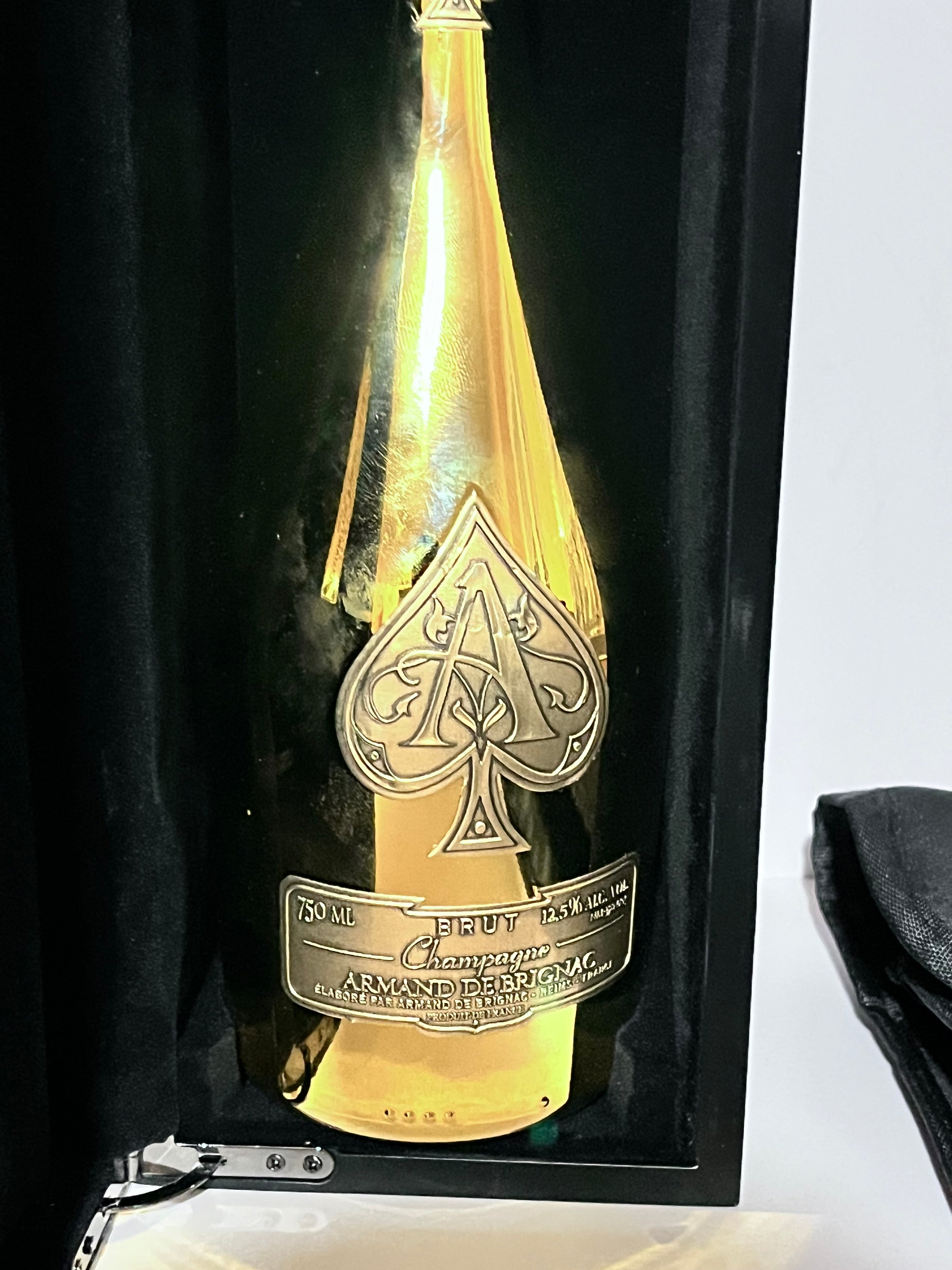 CHAMPAGNE ARMAND DE BRIGNAC BRUT “ACE OF SPADES” 750 ML CON COFANETTO ORIGINALE