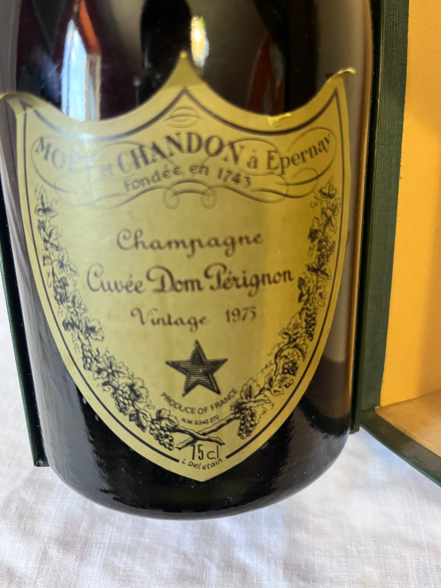 DOM PERIGNON 1975