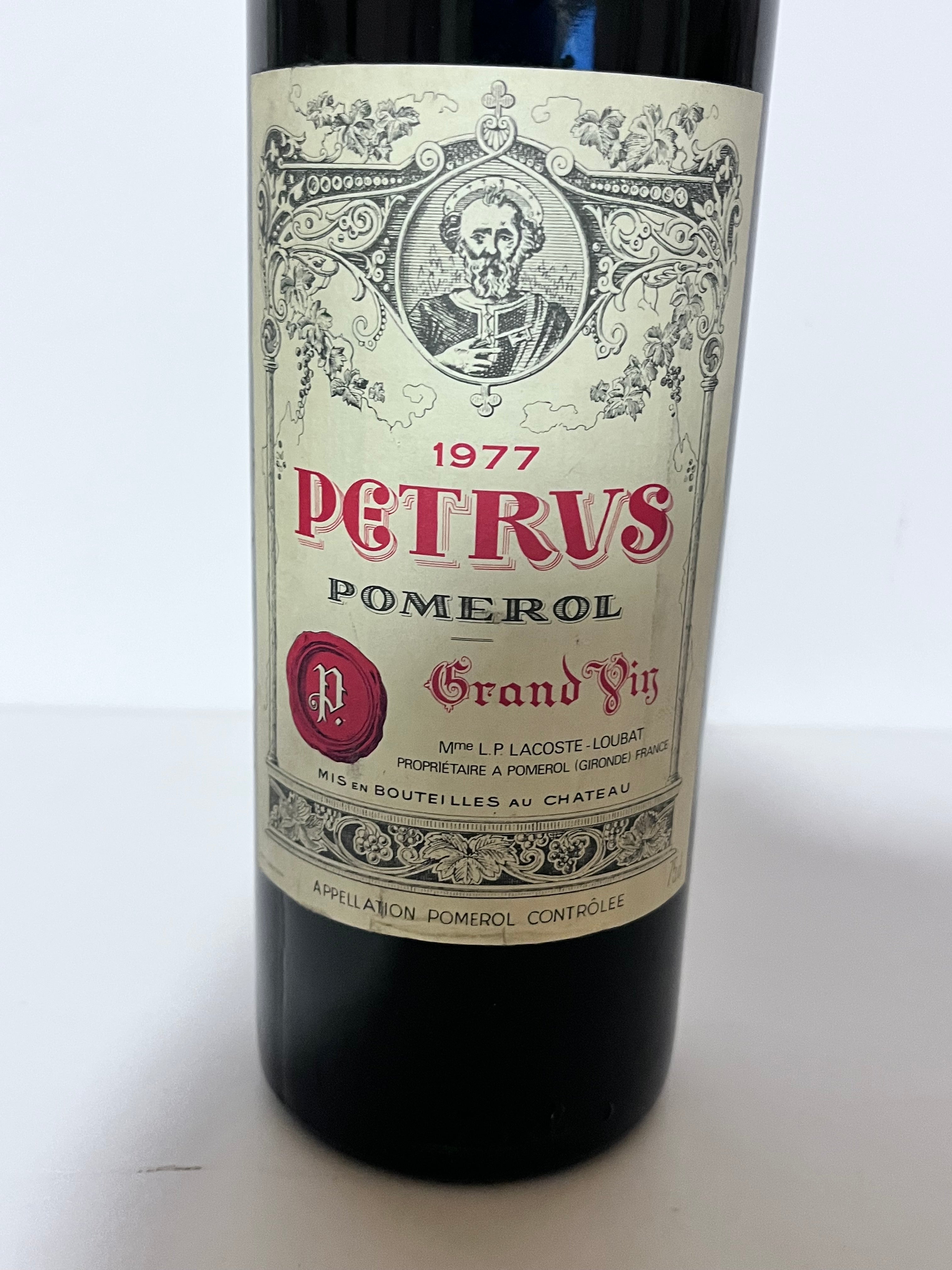 PETRUS 1977 POMEROL – LIVELLO ALTO – BOTTIGLIA STORICA