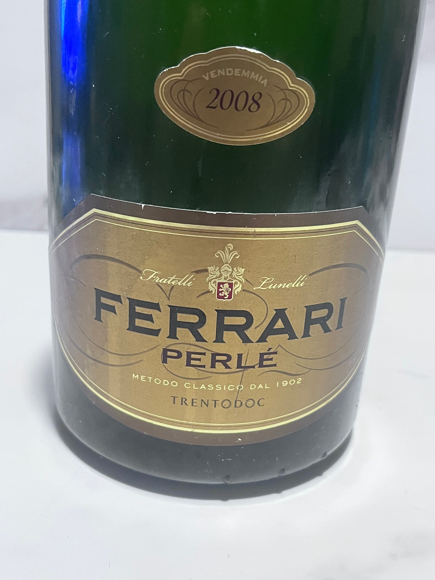 FERRARI PERLE 2008 MAGNUM