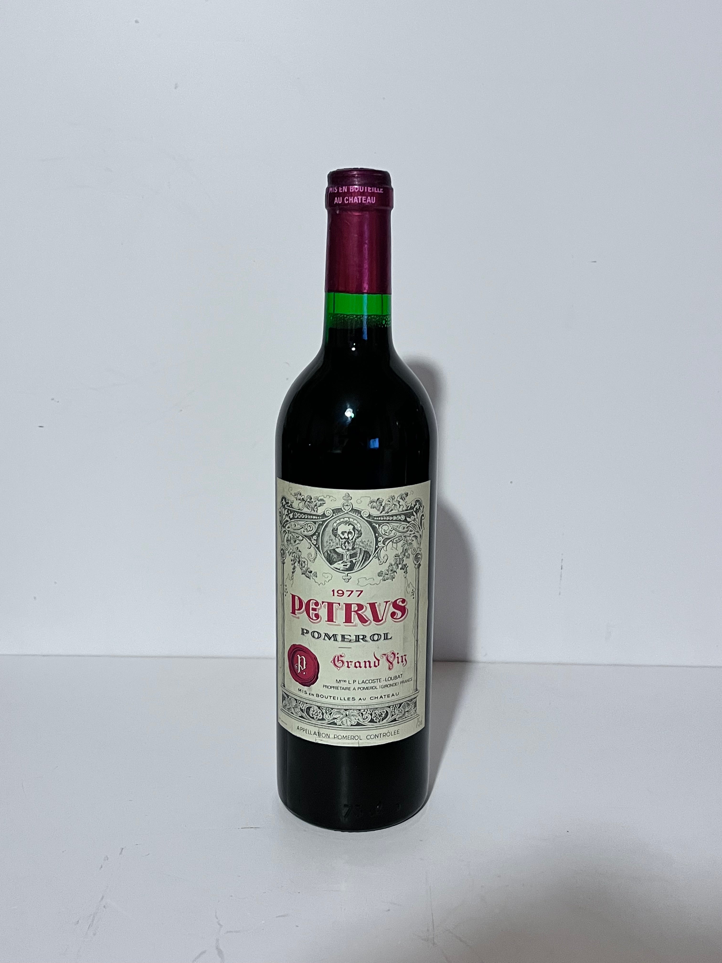 PETRUS 1977 POMEROL – LIVELLO ALTO – BOTTIGLIA STORICA