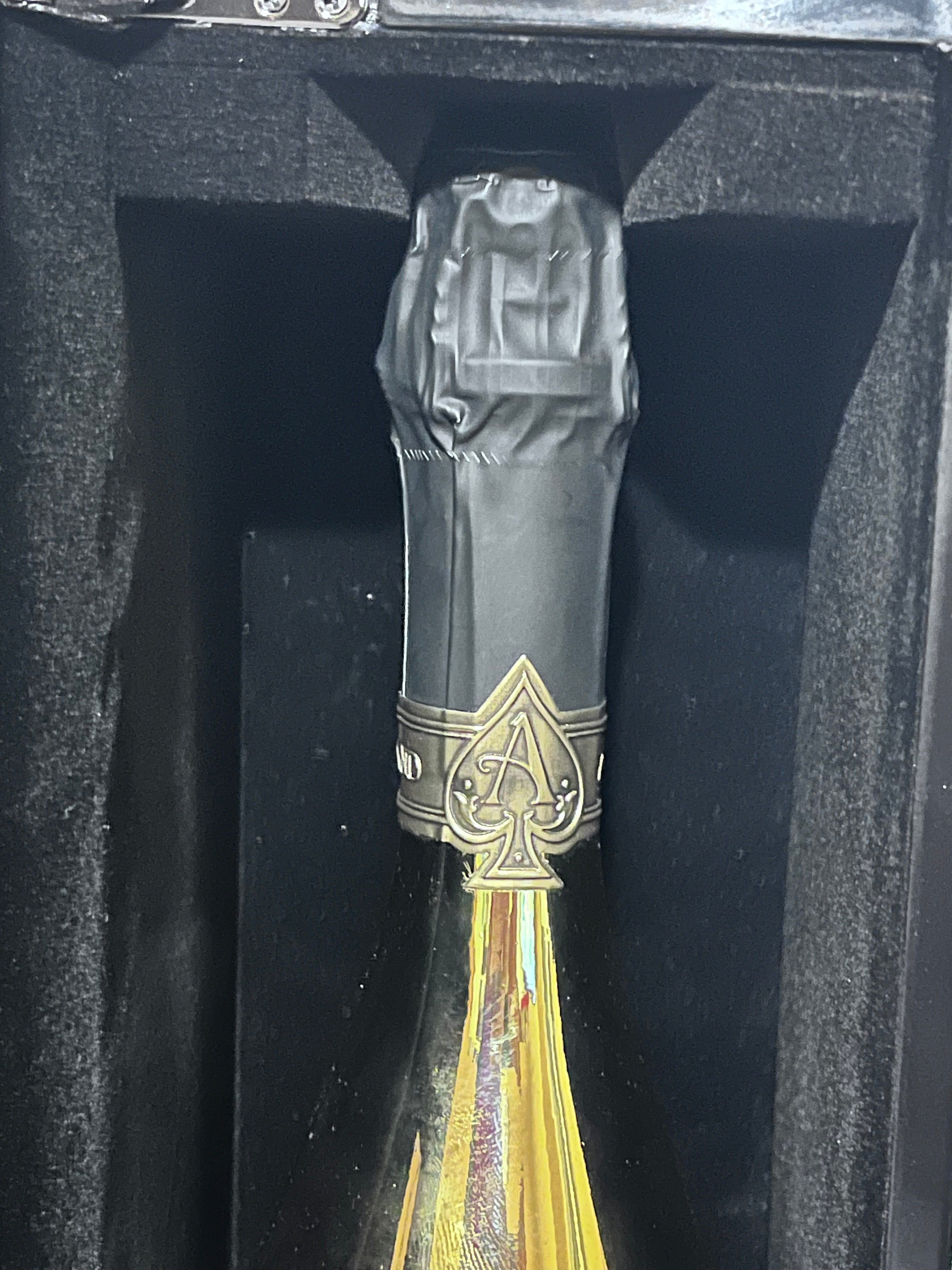 CHAMPAGNE ARMAND DE BRIGNAC BRUT “ACE OF SPADES” 750 ML CON COFANETTO ORIGINALE