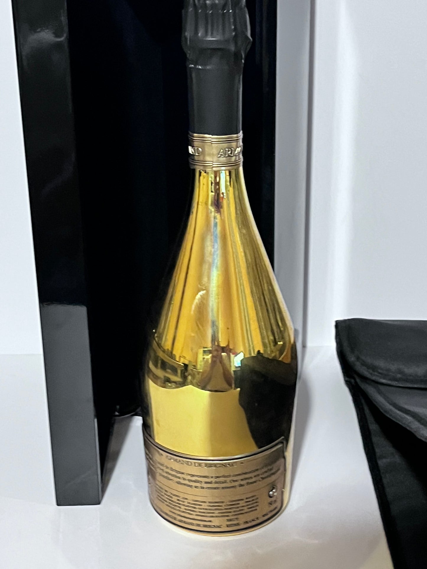 CHAMPAGNE ARMAND DE BRIGNAC BRUT “ACE OF SPADES” 750 ML CON COFANETTO ORIGINALE