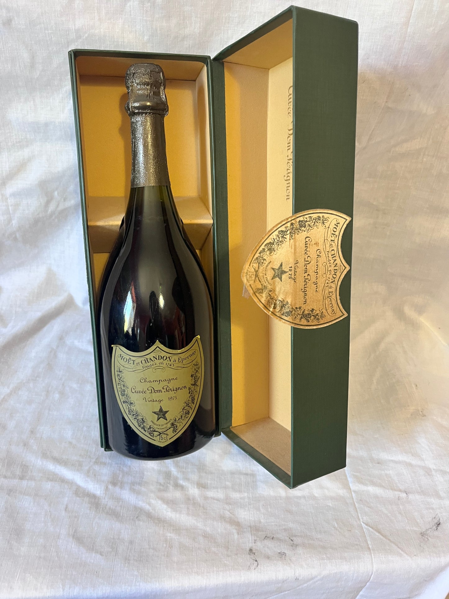DOM PERIGNON 1975