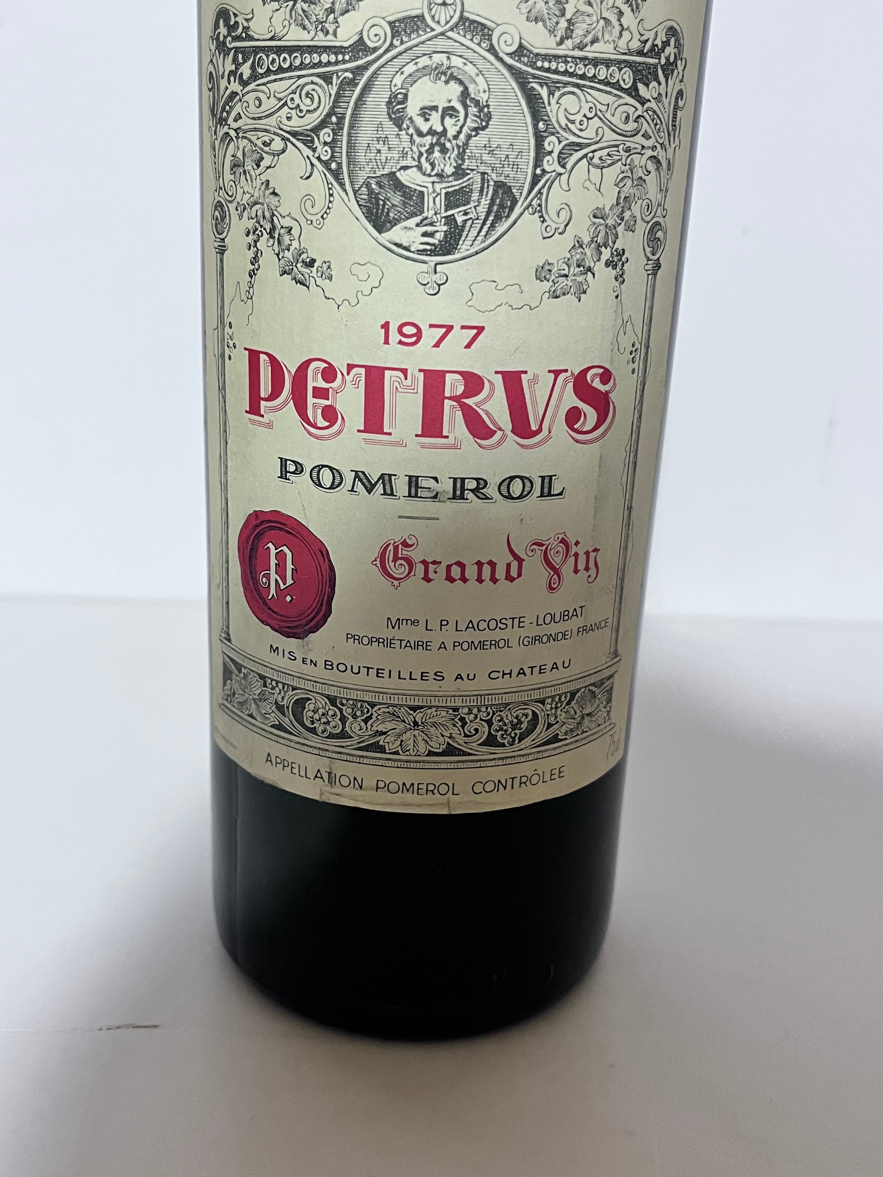 PETRUS 1977 POMEROL – LIVELLO ALTO – BOTTIGLIA STORICA