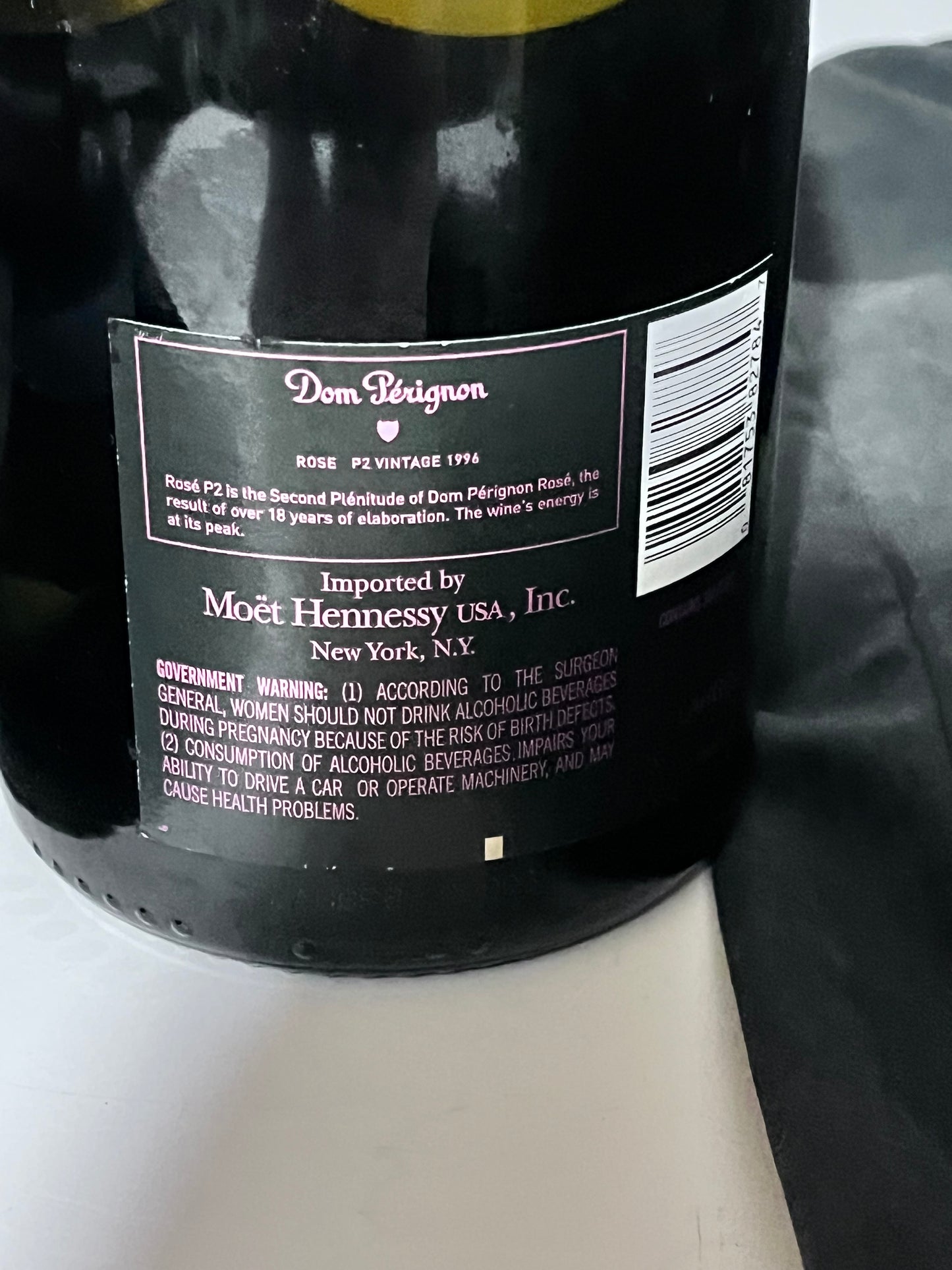 DOM PÉRIGNON ROSÉ P2 VINTAGE 1996 – CHAMPAGNE CON COFANETTO ORIGINALE