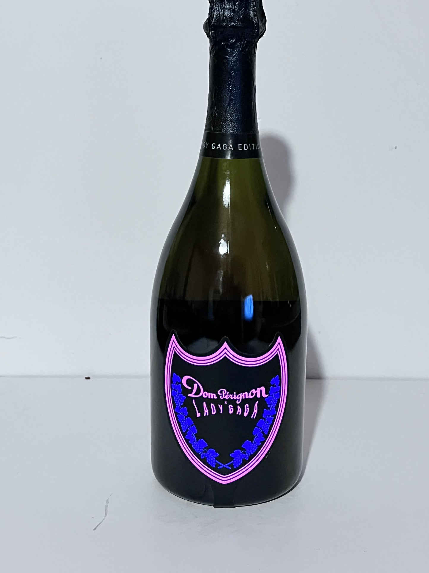 DOM PÉRIGNON × LADY GAGA ROSÉ VINTAGE 2008 LUMINOUS